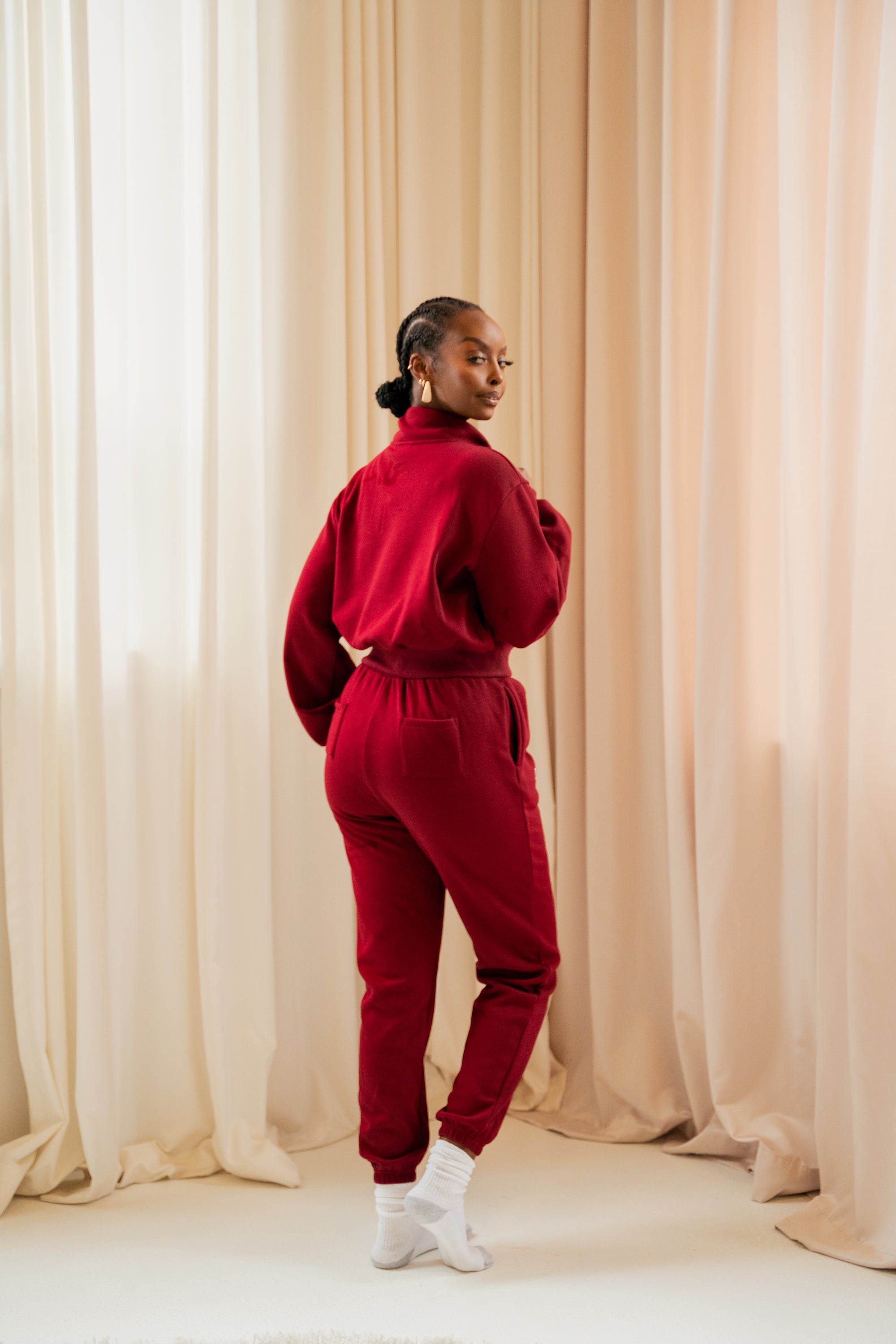 BURGUNDY QUEEN Pullover JOGGER Set