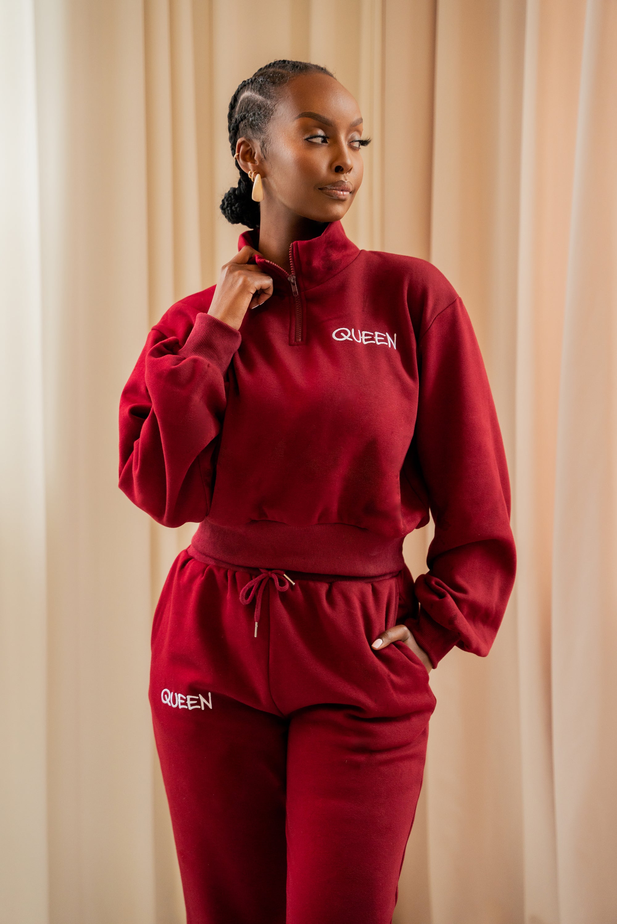 BURGUNDY QUEEN Pullover JOGGER Set