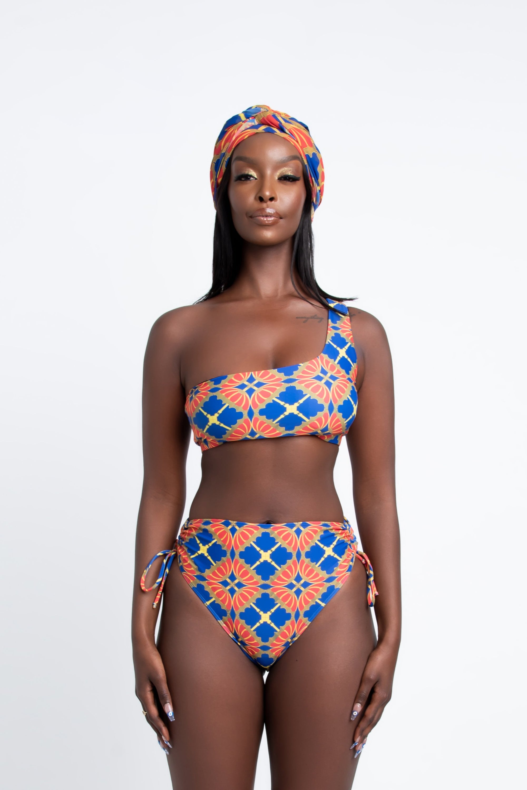 MUNA swimsuit top Swim tops ofuure 